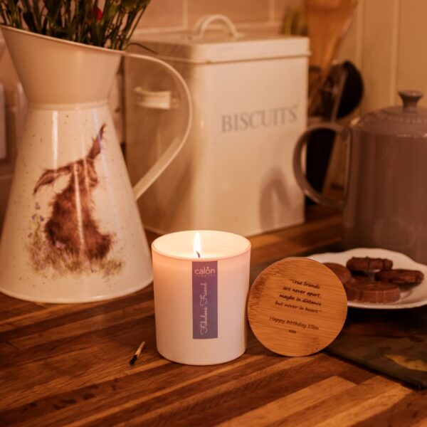 Fabulous friend personalised candle with lid