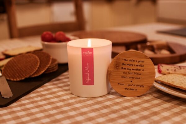 Special Mum personalised candle with lid
