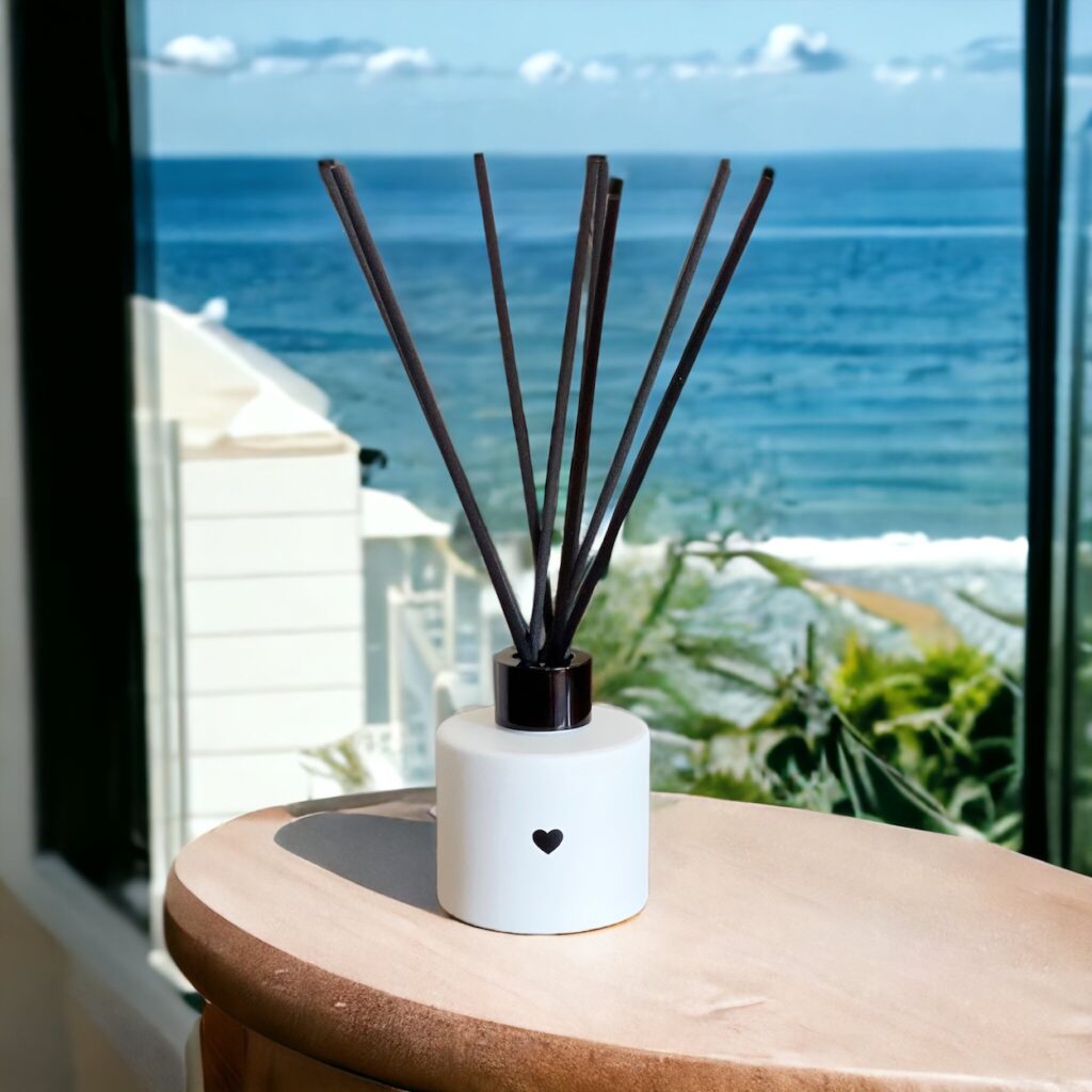 Rock Salt and Driftwood Reed Diffuser | Calon Home